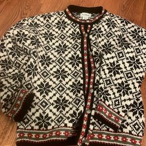 L L Bean Sweater / Cardigan